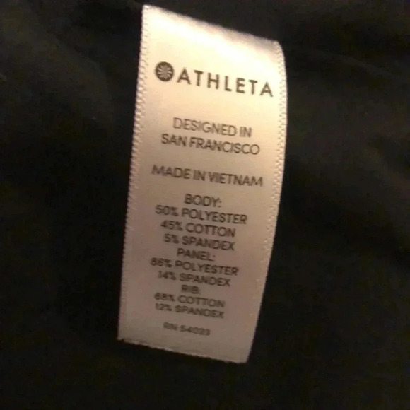 Athleta gray hoodie with pockets.  Size X-LARGE - Picture 8 of 9